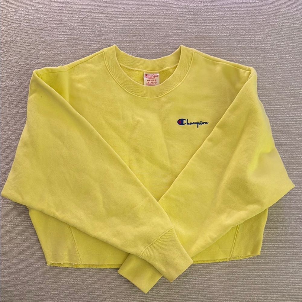 Champion Women's Reverse Weave Cropped Sweatshirt